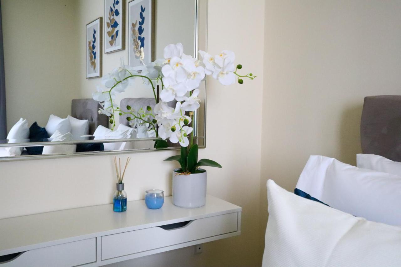 Higuests - Charming Apt With Private Balcony Near Dubai Mall Esterno foto
